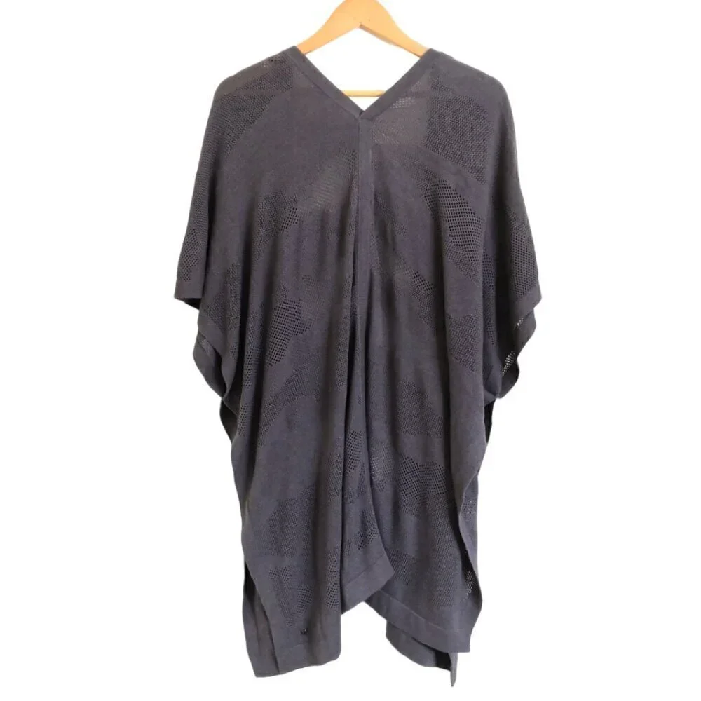 Like New Lululemon Light Wrap Heathered‎ Moonwalk One Size